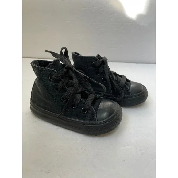 CONVERSE‎ HIGH TOPS IN BLACK