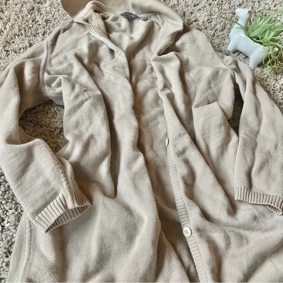 Zack Carr Beige Sweater