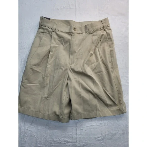 NWT Jos. A. Bank Pleated Chino Shorts Mens 32‎ Khaki Traveler's Collection
