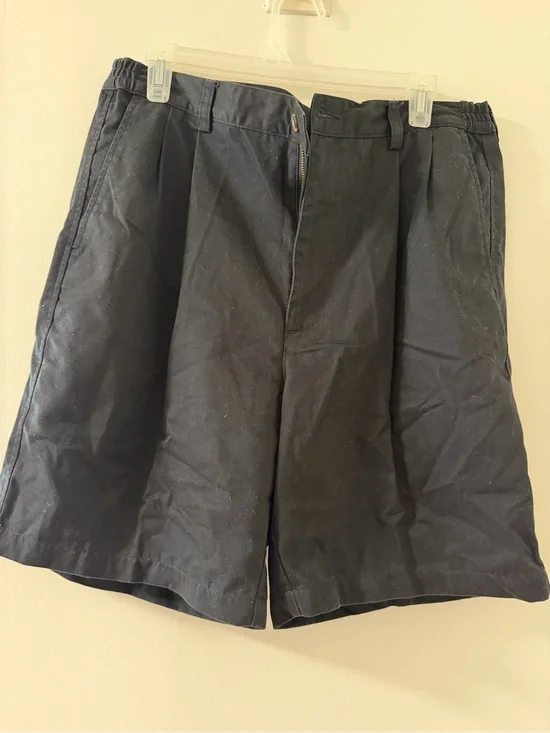 Haggar Men's Black Flat-Front Casual Shorts