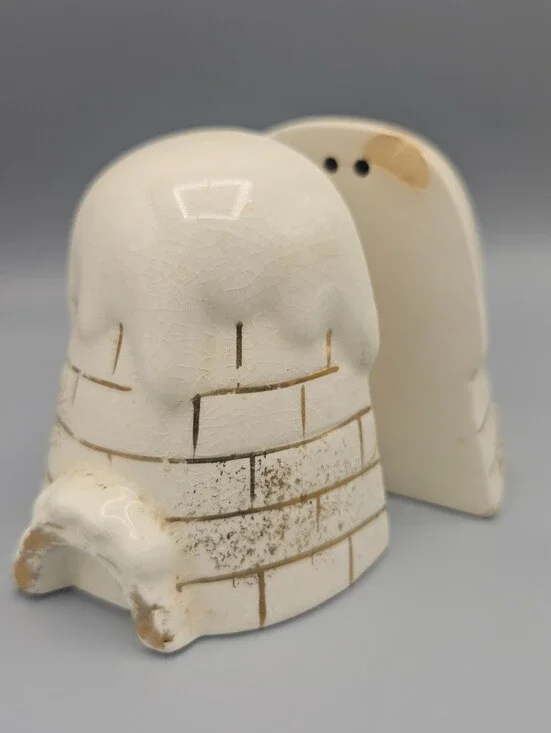 Vintage Ceramic Igloo Salt and Pepper Shakers