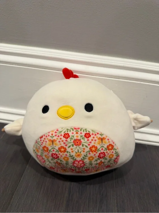 NWOT Squishmallows 7” in Todd the Rooster Cream Chicken Plush Stuffed Animal