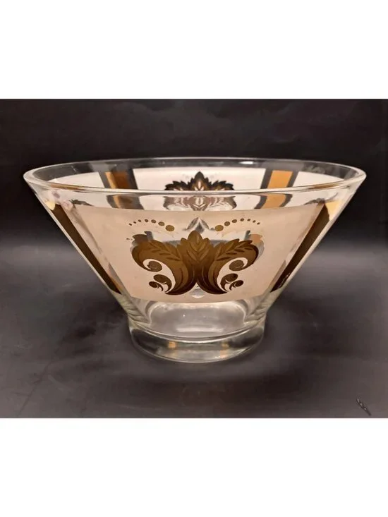 Anchor Hocking Fleur-de-lis Gold Leaf Heavy Glass Bowl 6