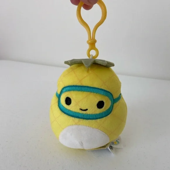 NWOT | Maui the Pineapple 3.5” Squishmallow‎ plush keychain clip