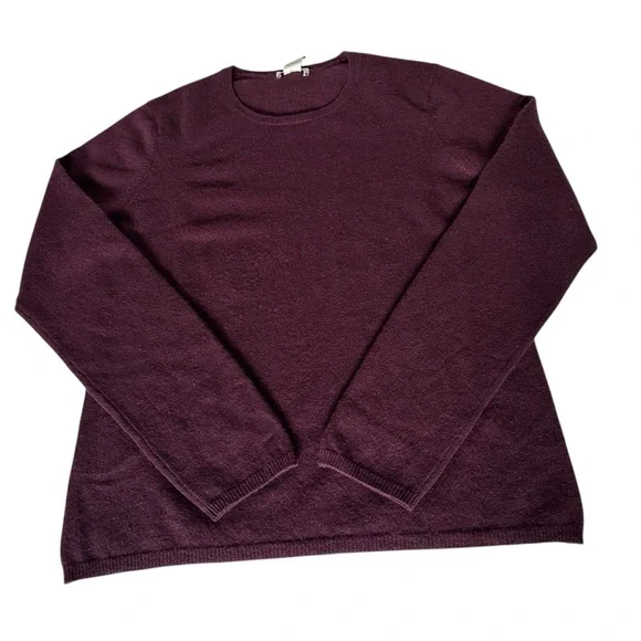 VTG. Tweeds Wine Burgundy Cashmere Classic Crewneck Sweater