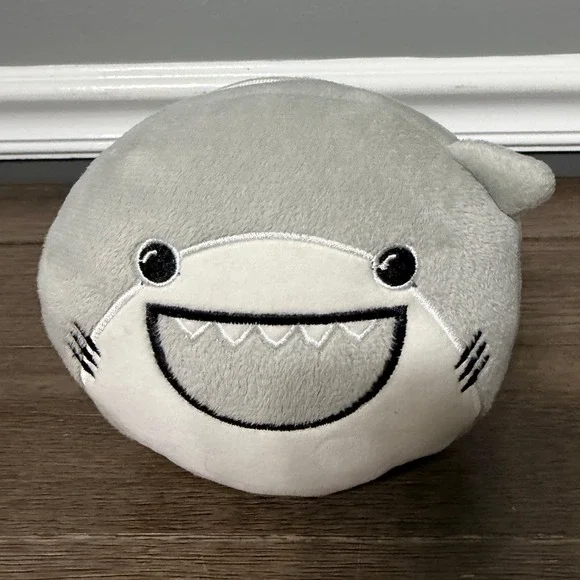 Flying Tiger Copenhagen Shark Plush Sleep‎ Mask 2-in-1 Grey Stuffed Animal Toy
