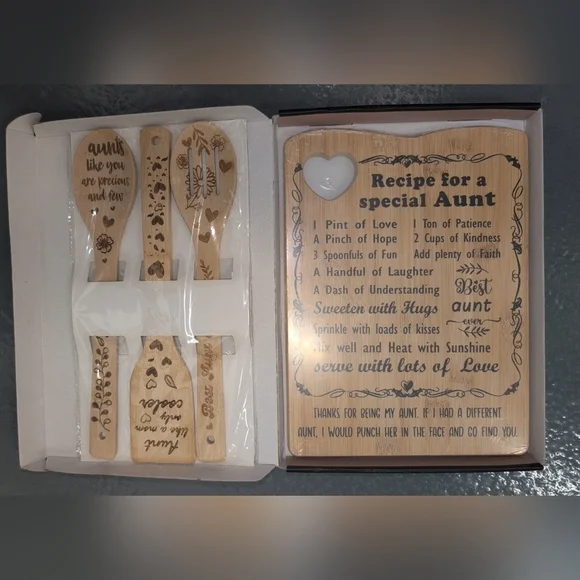 Best Aunt Ever Engraved Wooden Cooking Utensils and Recipe Plaque Set