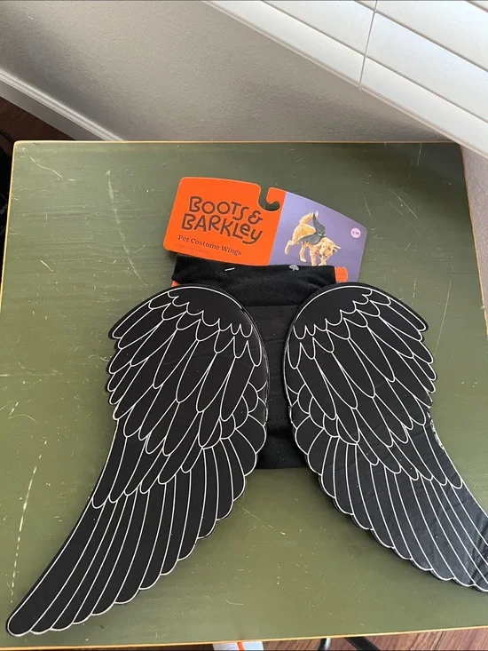 Boots & Barkley Black Winged Pet Costume
