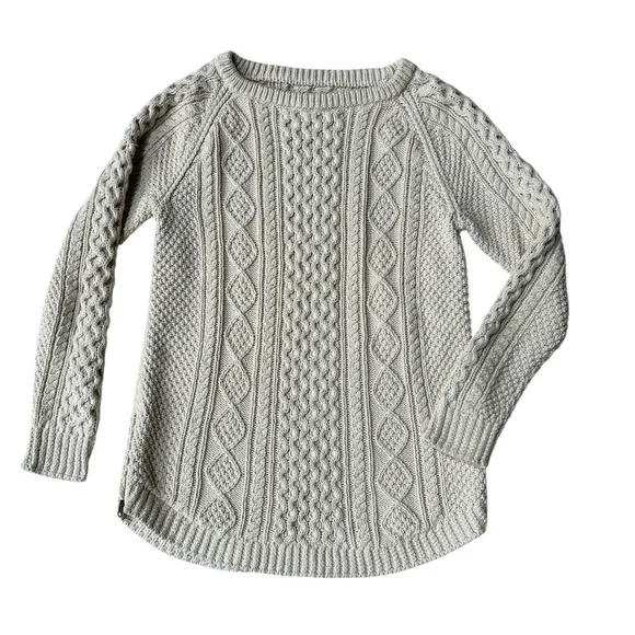L.L. Bean Light Gray Cable Knit Scoop Neck Sweater