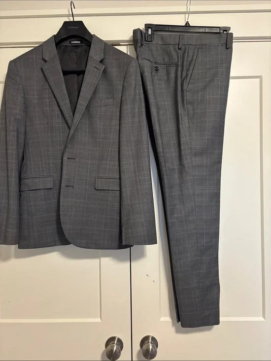 Express Men’s Gray Windowpane Plaid Suit Jacket & Pants