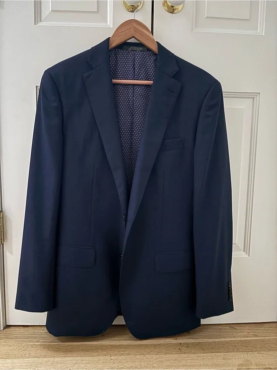 Tailored Navy Single-Breasted Men's Suit Jacket
