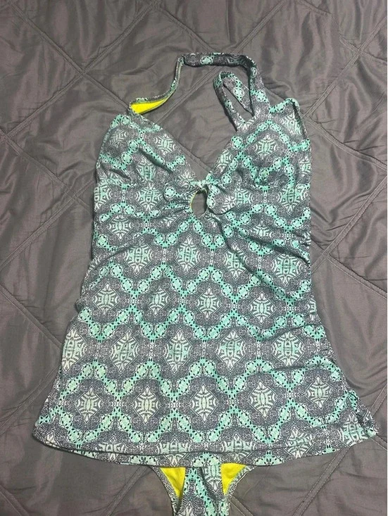 Swimsuit