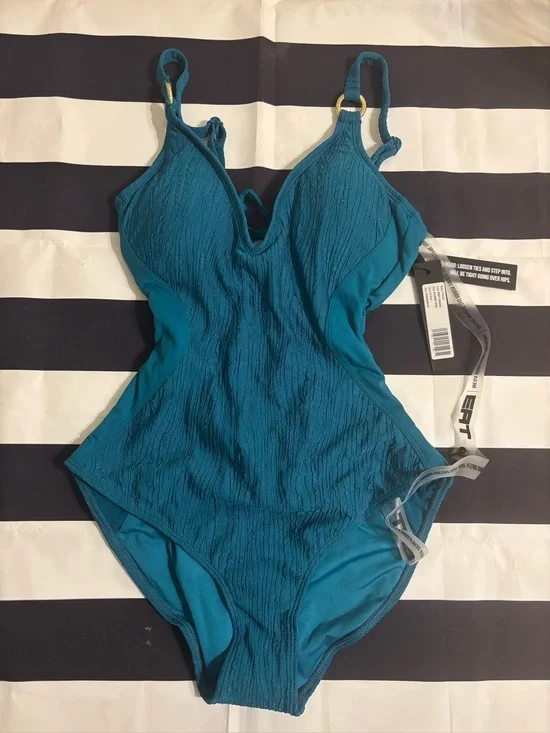 BNWT TA3 Plungey Ring Shape Wear One Piece Swimsuit XS Short