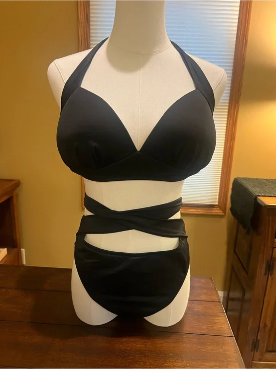Black Push Up Top Wrap Bikini Set