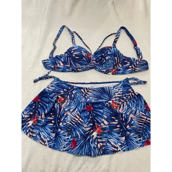 Blue Tropical Monstera Print Underwire Bikini Top and Skirted Bottom Set Medium