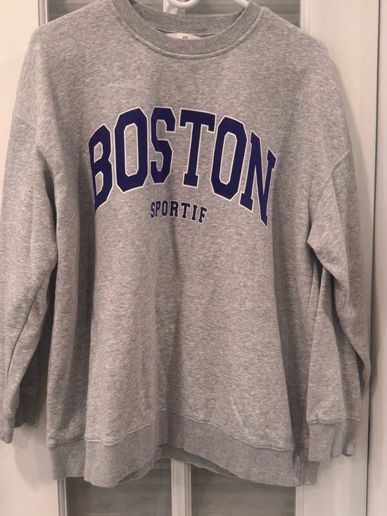 H&M Gray Crewneck Sweatshirt with Blue 'BOSTON' Graphic