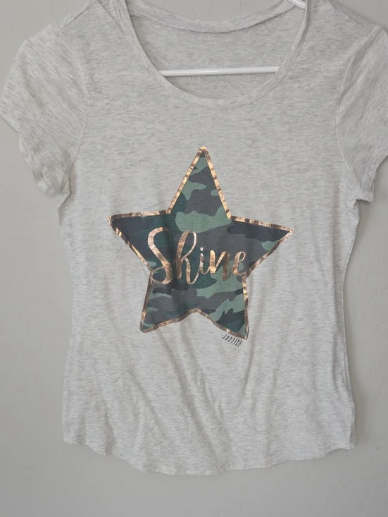 Justice Light Gray Tee with Camo Star and Rose Gold 'Shine'