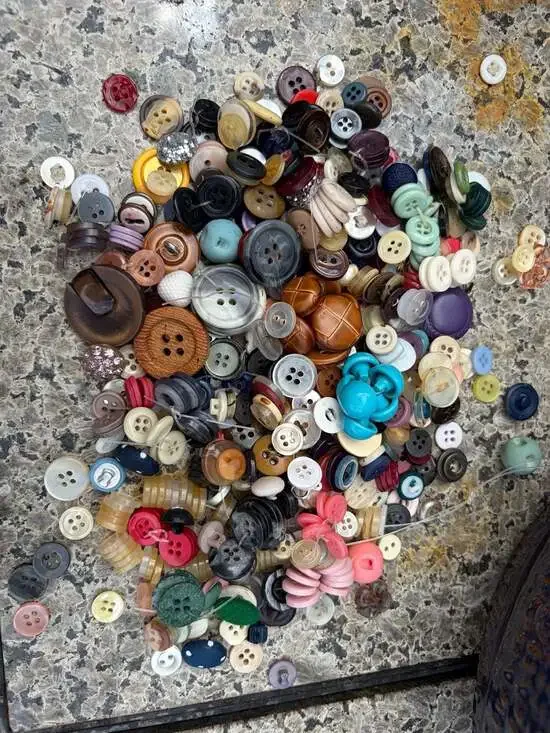 Large Assorted Lot of Vintage and Modern Mixed Sewing Buttons