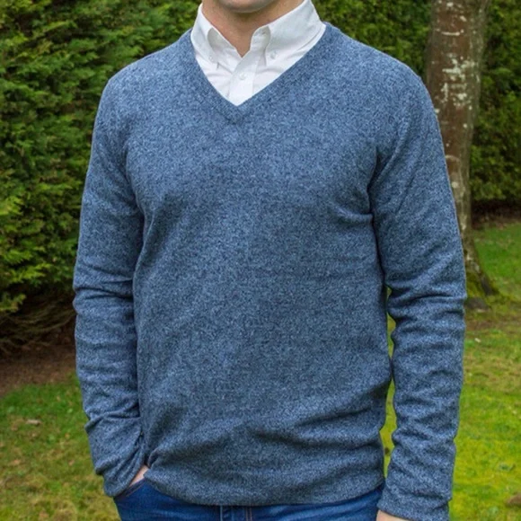 Emerald Style Men’s Heritage Lambswool‎ V-Neck Sweater Blue L NWT