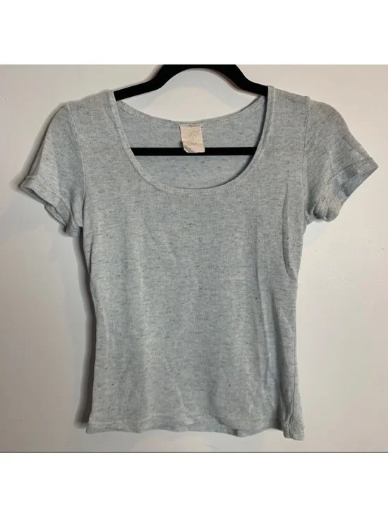 Classic Women's Scoop Neck Short Sleeve Top - Light Gray