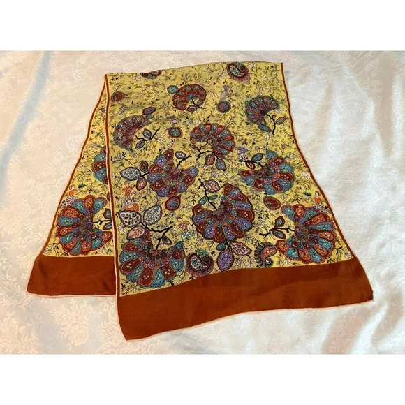 The Specialty House 100% Silk Square Scarf Paisley Animals Made in Japan‎ 42