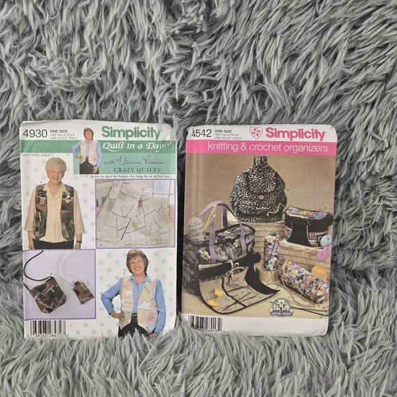 Lot Of 2 Simplicity 4930, 4542 Quilt In a Day & Knitting & Crochet Organizers‎