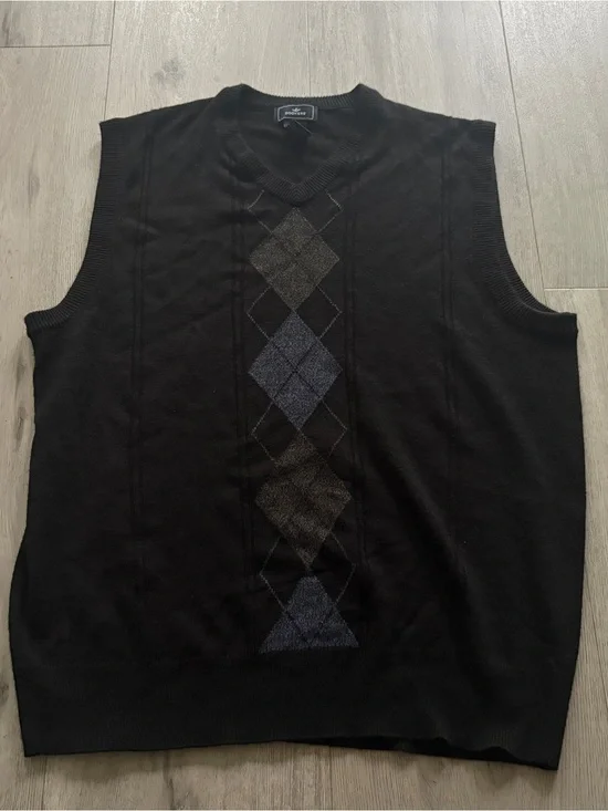 Dockers Black V-Neck Sweater Vest