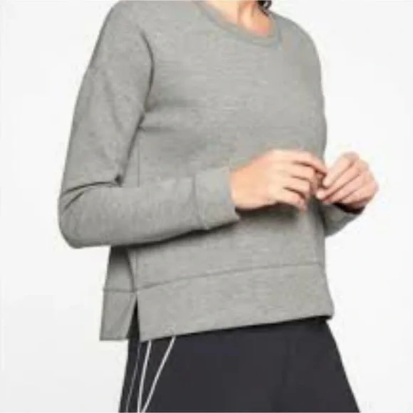 $79 Athleta Modern Sweatshirt Pullover Top Cotton Blend size Large Heather grey