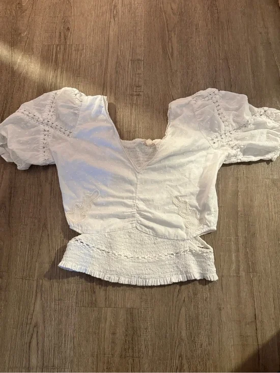 Anthropologie Forever that Girl White Eyelet Puff-Sleeve Cropped Blouse
