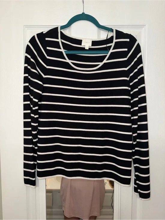 Cyrus Black & White Striped Long Sleeve Tee