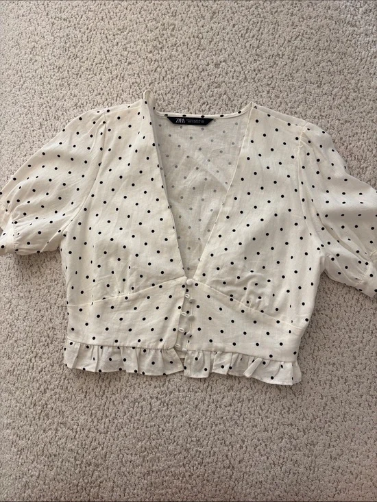 Zara Cream Polka Dot V-Neck Cropped Top
