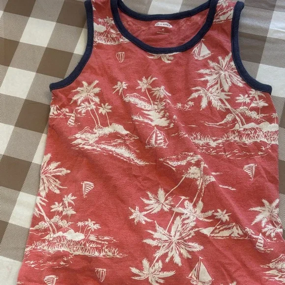 🟢10/$10 - Kids Red Tropical Tank Top