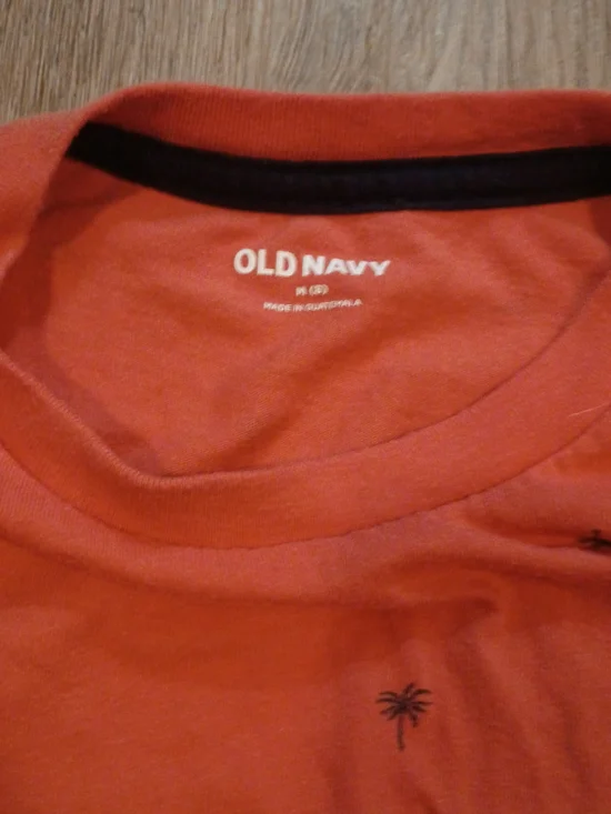 Old Navy Coral Palm Print Crewneck Tee