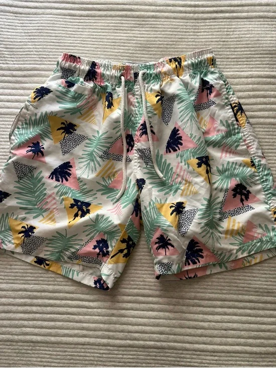Free Planet Mens Swim Trunks Medium White Tropical Palm Tree Retro Vibe Shorts