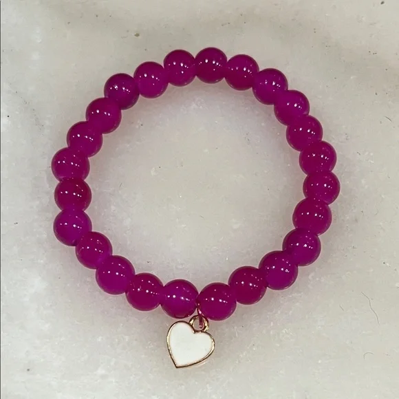 Vibrant Purple Beaded Bracelet with Heart Charm