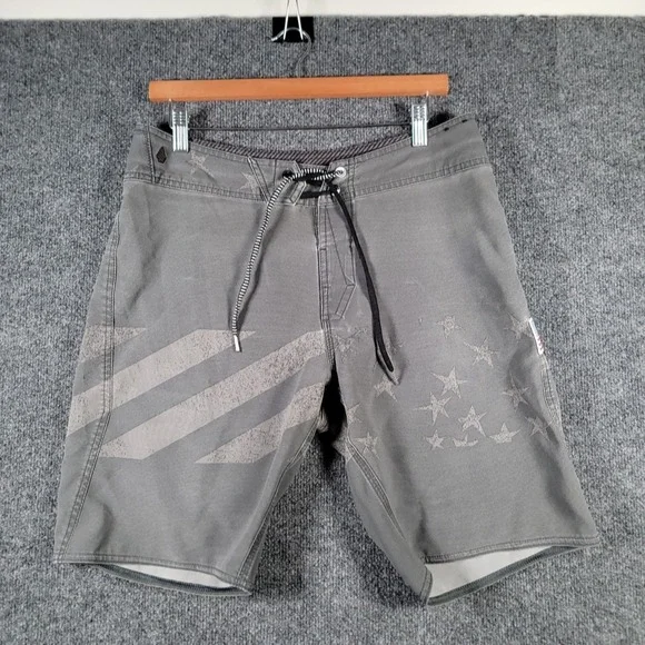 Volcom Mod Tech Board Shorts Mens 30 Stars Stripes Patriotic American Flag Gray