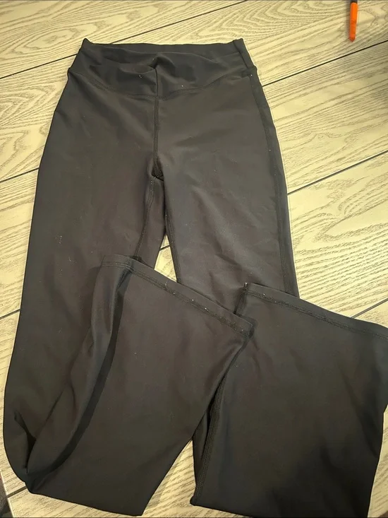 Old Navy Black High-Rise Flare Leggings