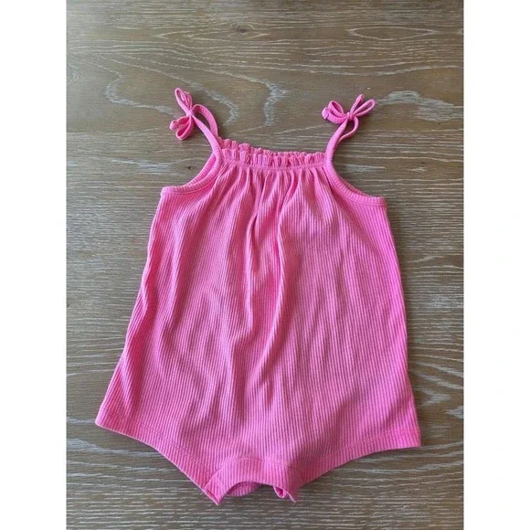 Old navy baby girl‎ romper 18-24 mos