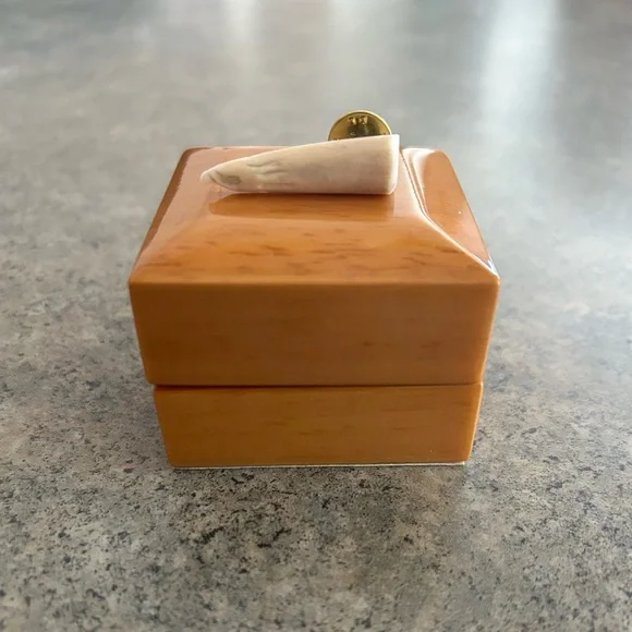 🦅 American Bald Eagle Made of Elk Antler, Montana Handmade Hat or Lapel Pin