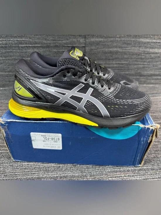 Asics Gel-Nimbus 21 “Lemon Shark” Running Shoes Men’s 8.5 Like New
