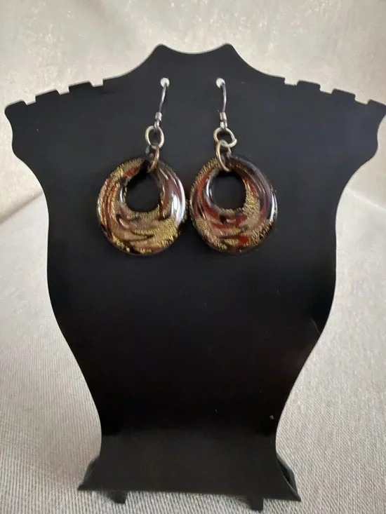 Round Dangle Earrings in Black and Gold
