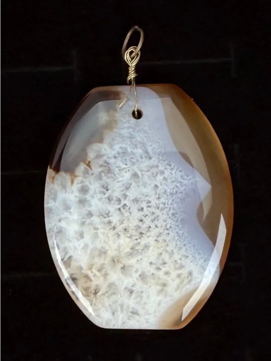 Gorgeous bohemian chic stone pendant + Free 16” Cord Necklce