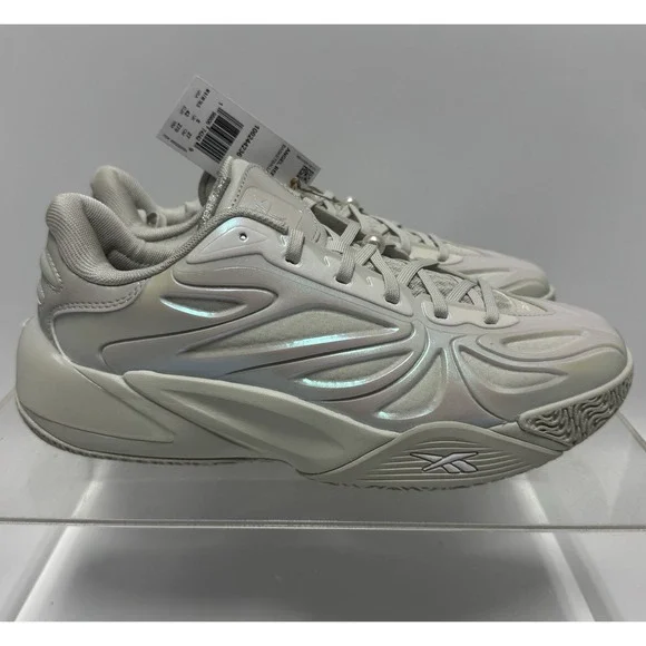 Brand New Reebok Angel Reese 1 / 100244236 Men's Size 9 / Women's Size 10.5