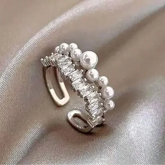 Silver Ring with Pearls R107