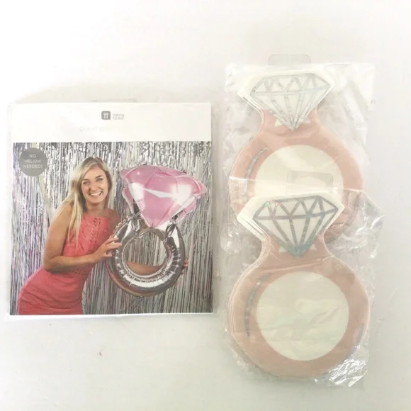 PIER ONE BRIDAL SHOWER WEDDING RING DECORATIONS NWT