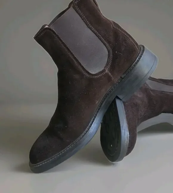 Tod's Men's 7.5 US /6.5 UK Shoes Chelsea Suede Boot
