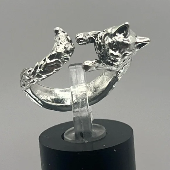 Brand New Silver Cat Ring