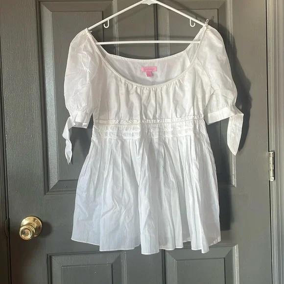 Lilly Pulitzer White Puff Sleeve Tie Blouse