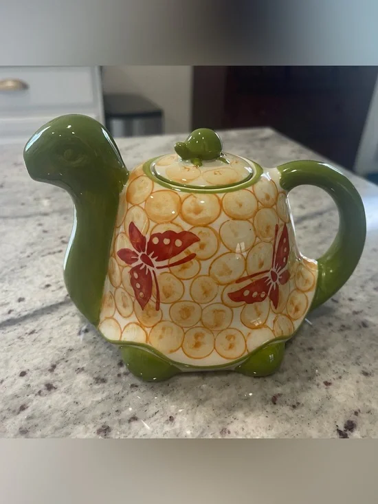 Turtle Lovers Teapot - Green & Orange