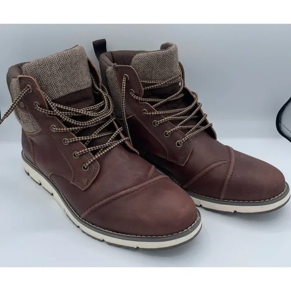 Territory Raider Men's Brown Leather Cap Toe Boots Size 12 Wide